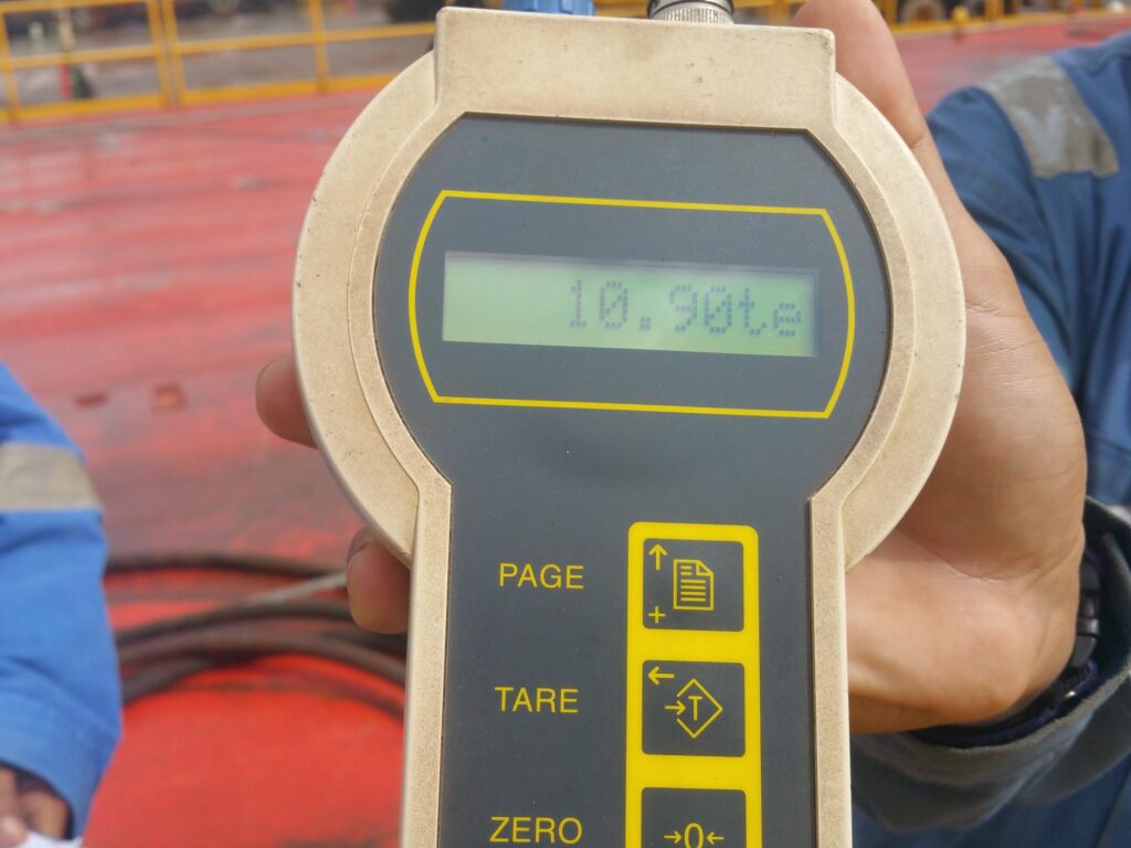 digital load cell indicator displaying weight 10.90-tonnes